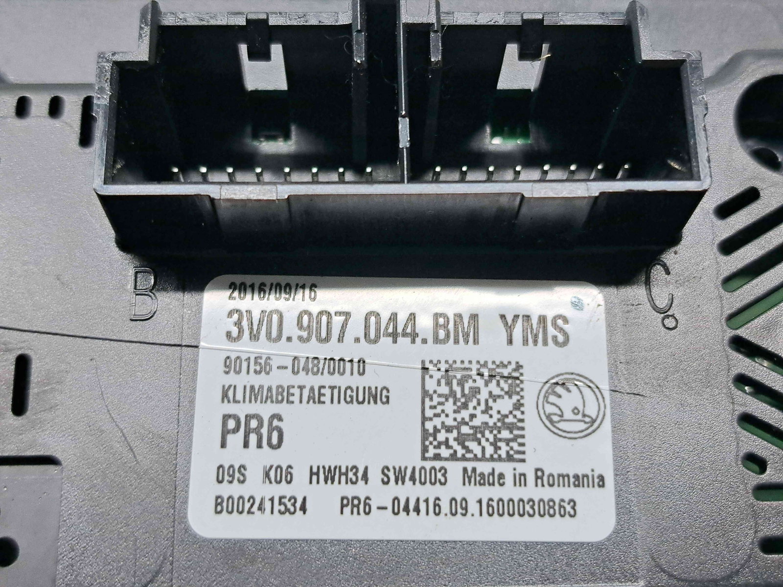 Panou comanda clima Skoda Superb III Combi (3V5) [Fabr 2015-2024] 3V0907044BM - imagine 4