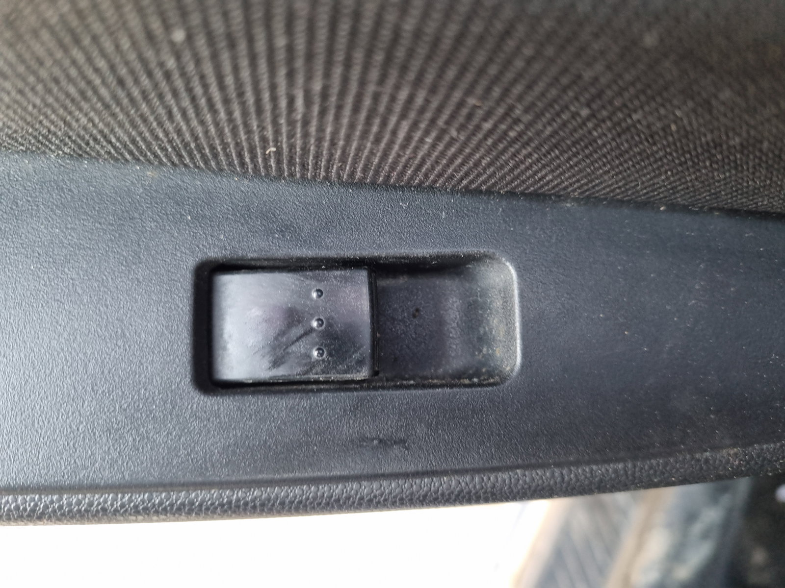 Buton geam stanga spate Mazda 3 (BK) [Fabr 2003-2009] OEM