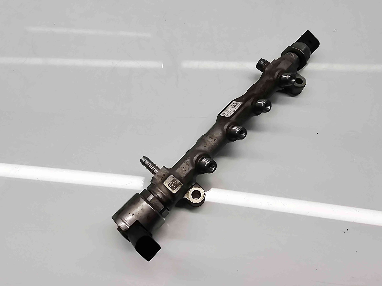 Rampa injectoare Skoda Superb III Combi (3V5) [Fabr 2015-2024] 04L089G 2.0 TDI DFCA 140KW / 190CP - imagine 4