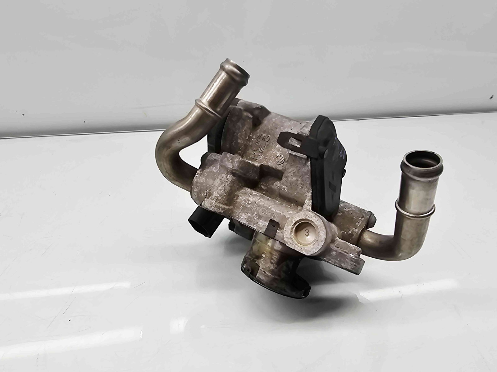 Supapa EGR Skoda Superb III Combi (3V5) [Fabr 2015-2024] 04L131501RV 2.0 TDI DFCA 140KW / 190CP - imagine 4