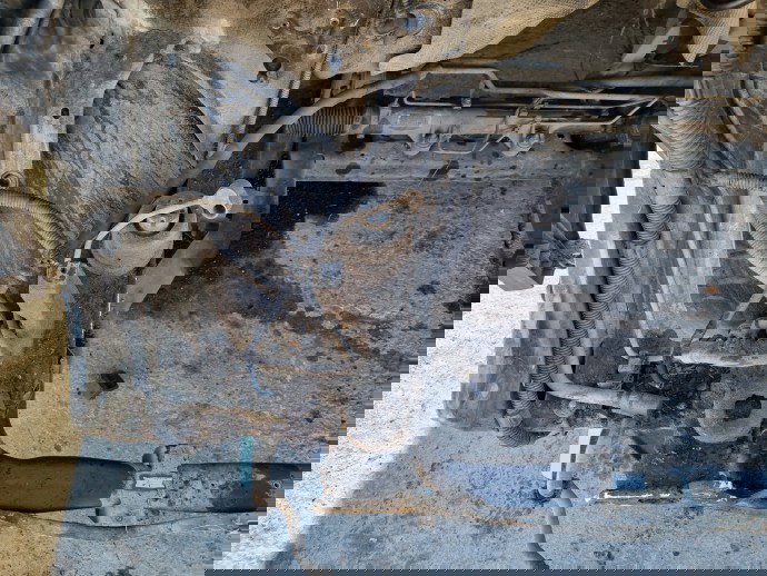 Lonjeron dreapta Volkswagen Transporter 5 (7HB, 7HJ) [Fabr 2004-2013] OEM