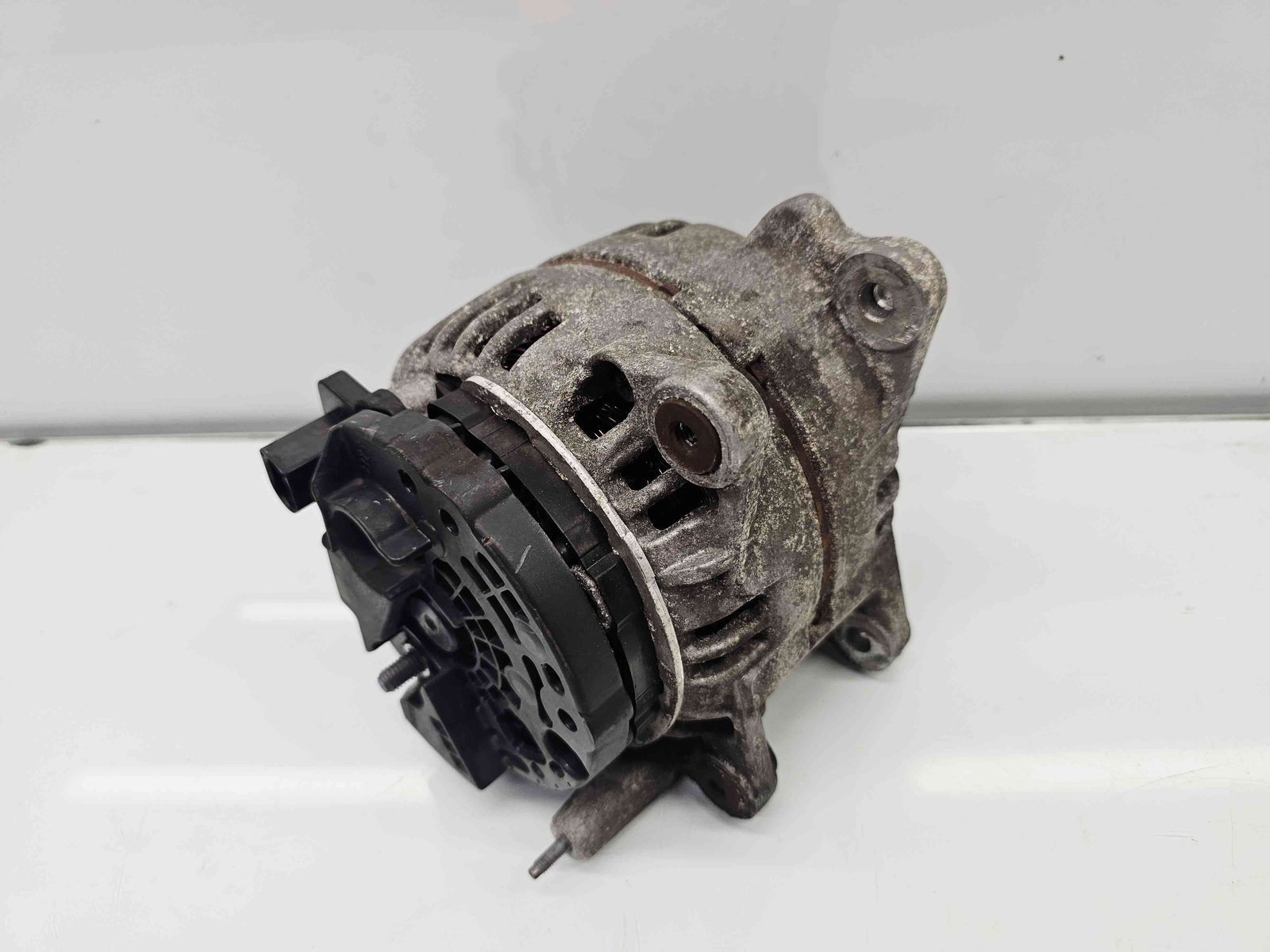 Alternator Volkswagen Golf 6 (5K1) [Fabr 2009-2013] 03F903023D 1.2 TSI CBZB 77KW / 105CP - imagine 2
