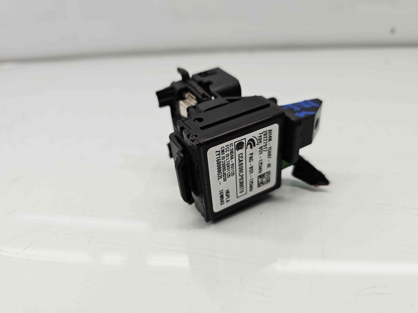 Contact cu cheie Volvo V60 [Fabr 2010-2018] 30659639 2.0 Benz B4204T90KW / 122CP - imagine 4