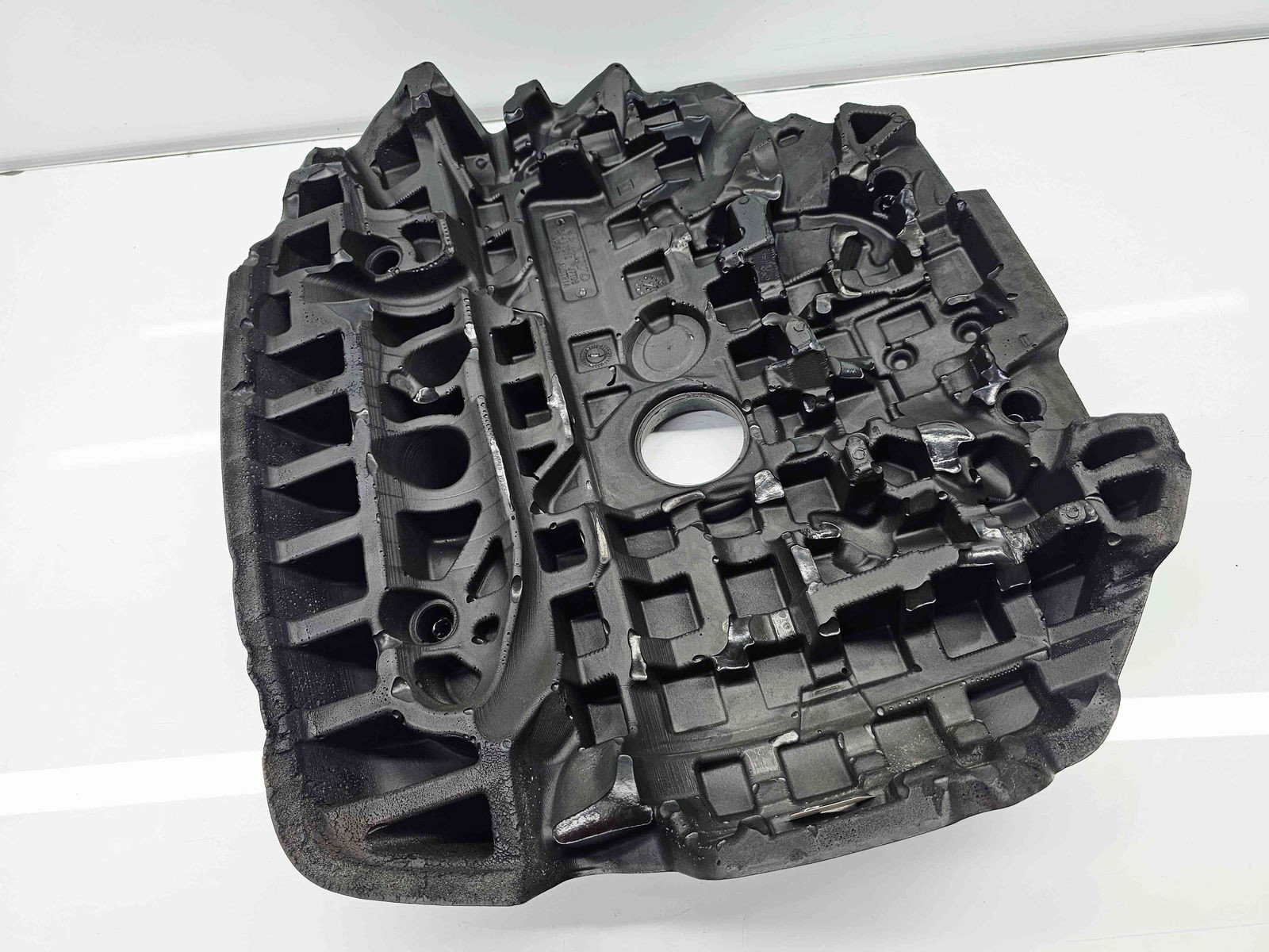 Capac motor Volvo V60 [Fabr 2010-2018] 31437510 2.0 Benz B4204T 90KW / 122CP - imagine 2