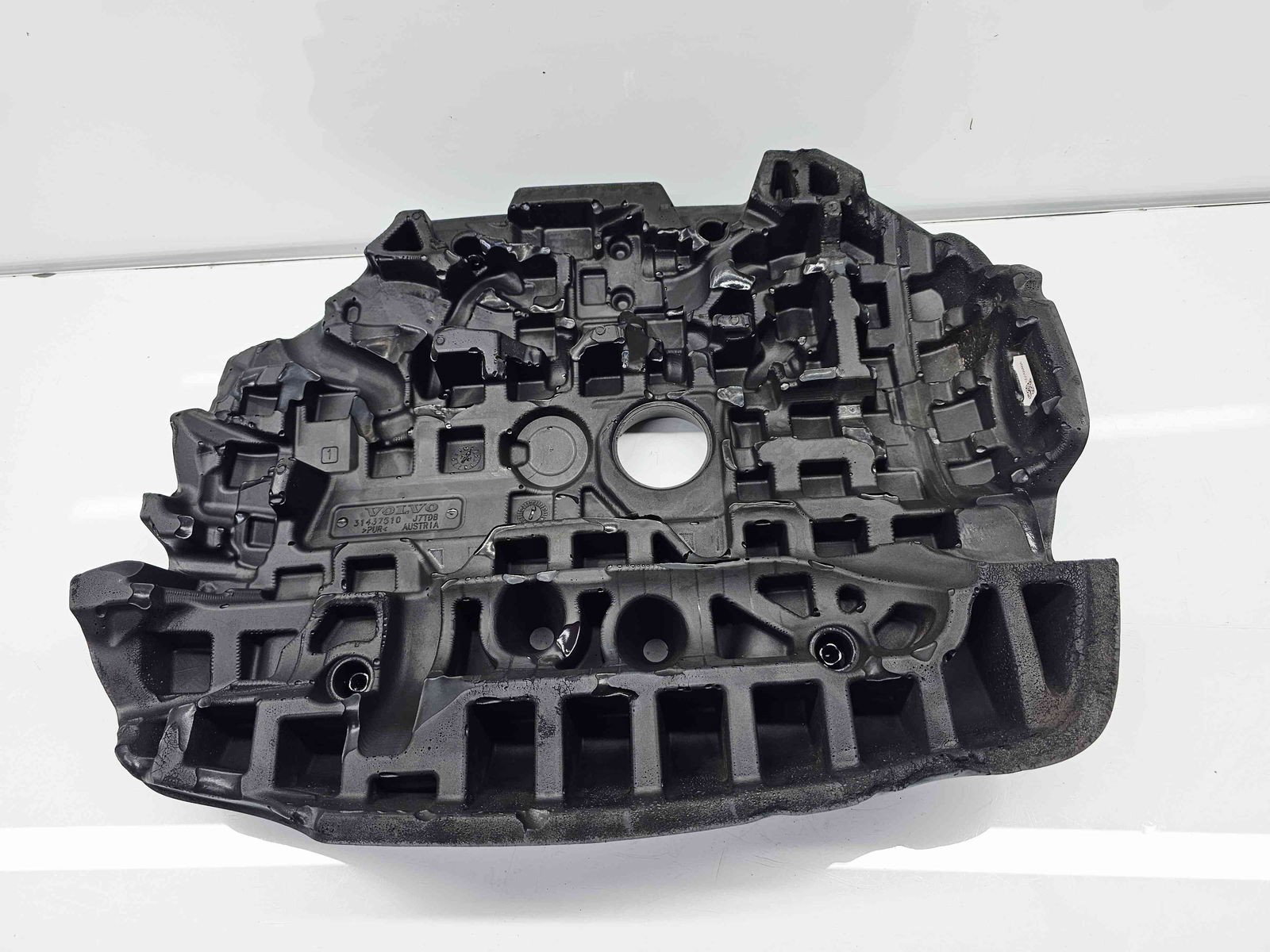 Capac motor Volvo V60 [Fabr 2010-2018] 31437510 2.0 Benz B4204T 90KW / 122CP - imagine 4