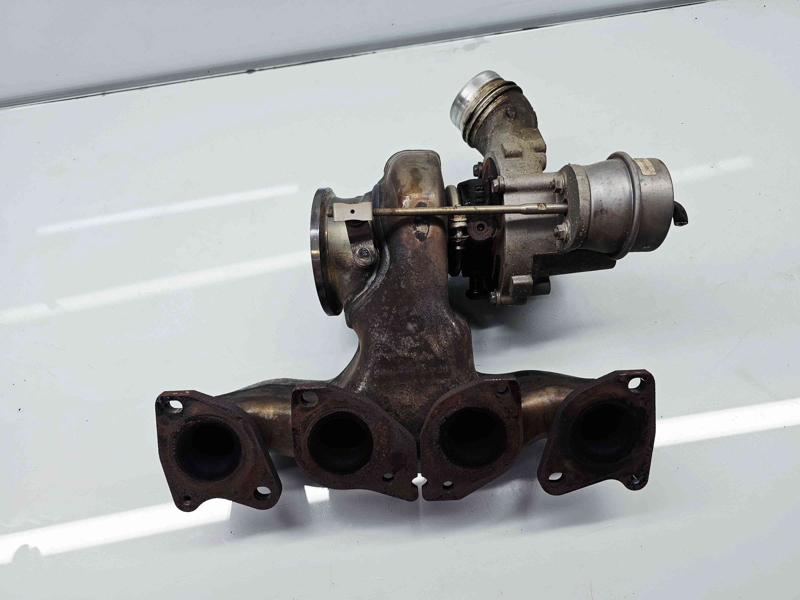 Turbina Volvo S60 ll [Fabr 2010-2018] 31441692 2.0 Benz B4204T 90KW / 122CP - imagine 5