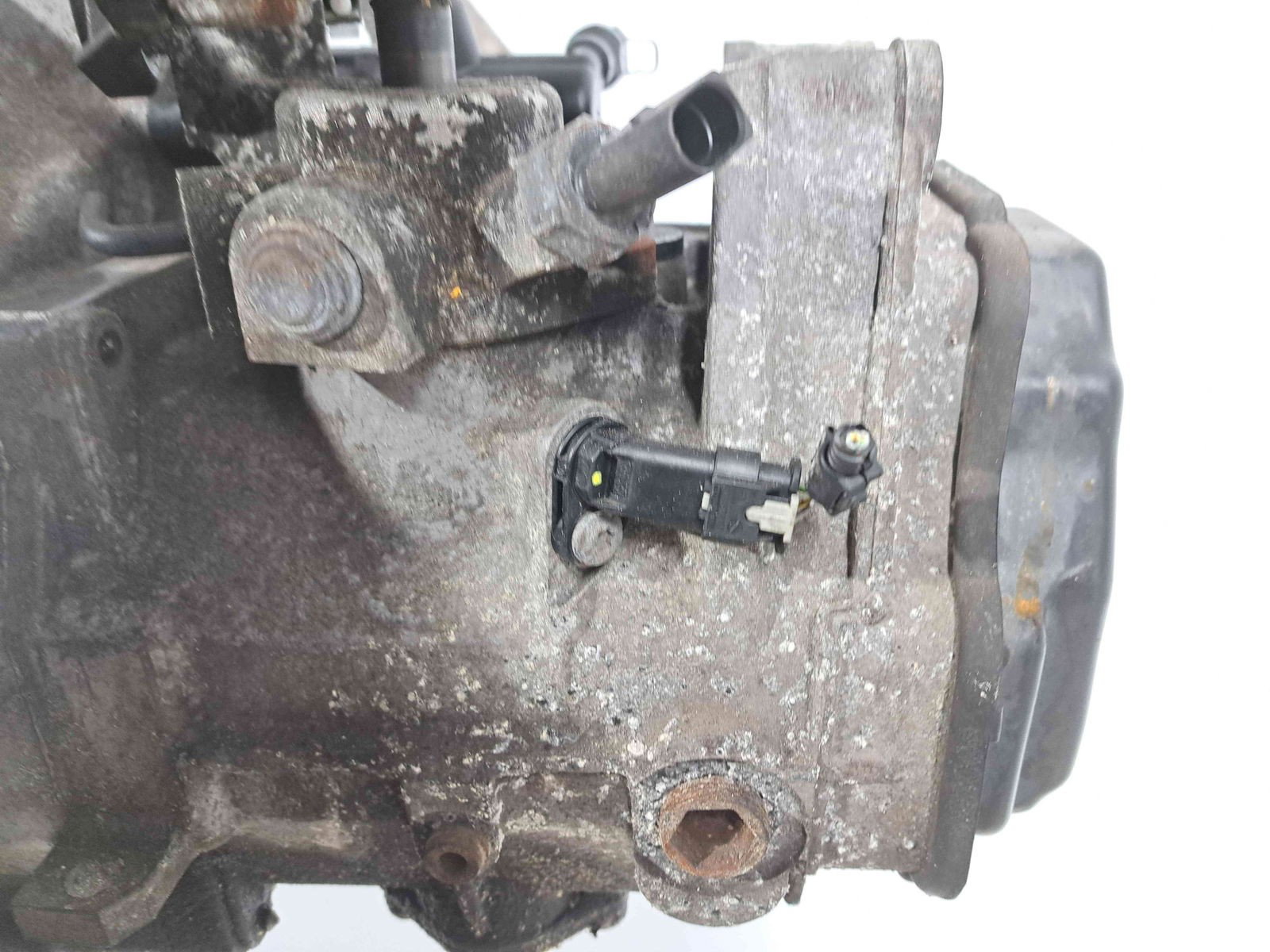 Cutie viteze manuala 5 trepte Volkswagen Passat B6 (3C2) [Fabr 2005-2010] 1.6 TDI CAYC MDM 77KW / 105CP - imagine 4