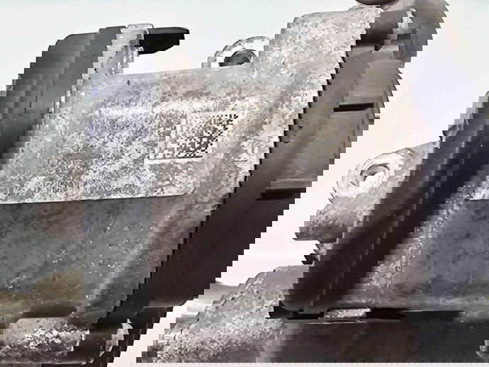 Supapa EGR  Volkswagen Passat B8 (3G2) [Fabr 2015-prezent] 04L131501RV 2.0 TDI DFCA 140KW / 190CP