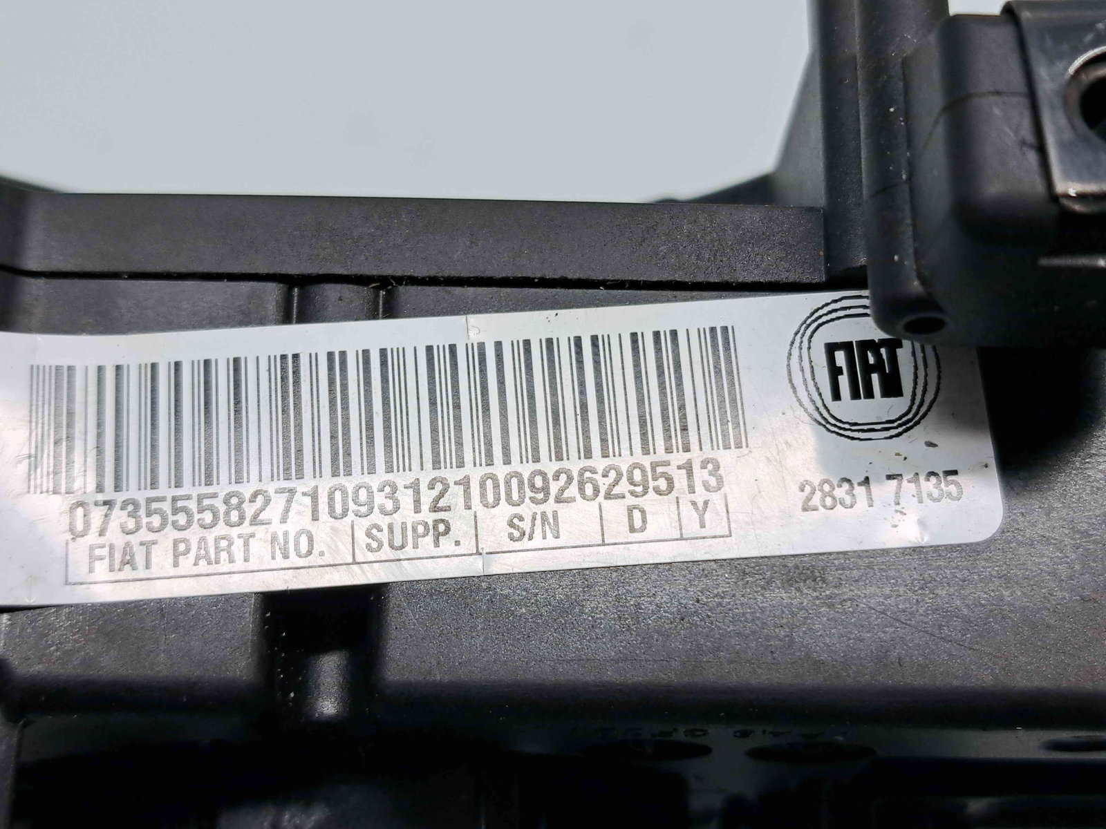 Ansamblu manete Fiat 500L Trekking [Fabr 2012-prezent] 28317135 - imagine 7