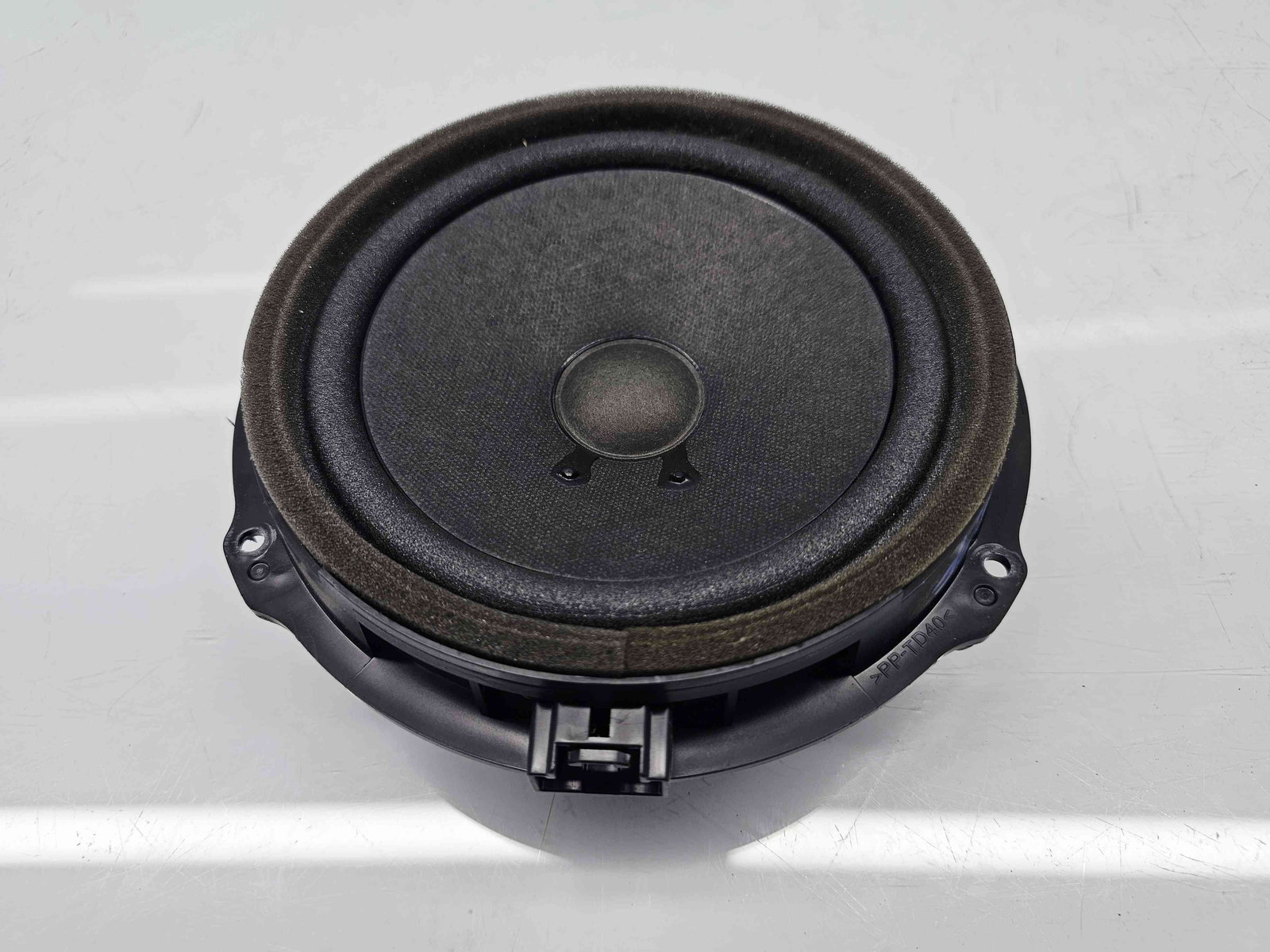 Boxa stanga fata Ford Fiesta 6 facelift [Fabr 2008-2019] AA6T-18808-AA - imagine 1