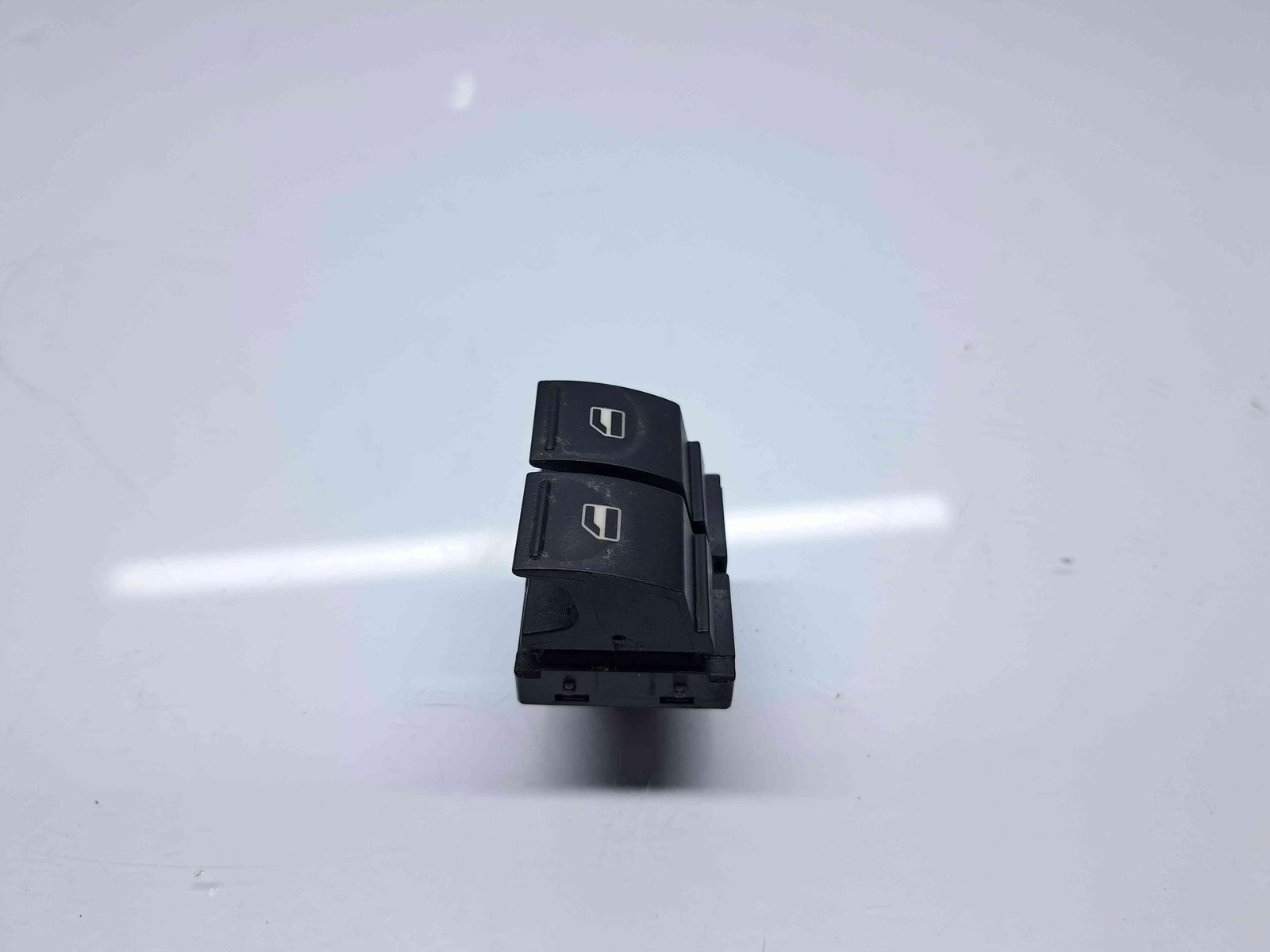 Butoane comanda geamuri sofer Volkswagen Golf 6 (5K1) [Fabr 2009-2013] OEM - imagine 1