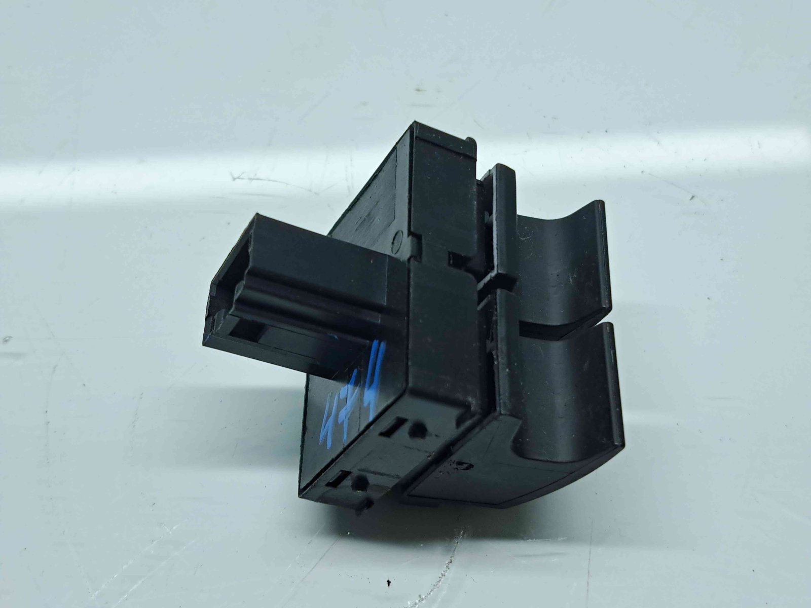 Butoane comanda geamuri sofer Volkswagen Golf 6 (5K1) [Fabr 2009-2013] OEM - imagine 3