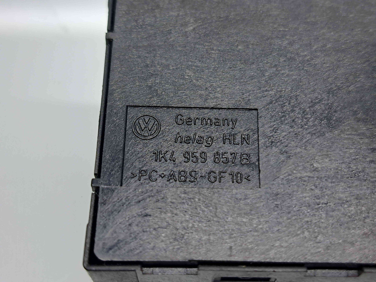 Butoane comanda geamuri sofer Volkswagen Tiguan (5N) [Fabr 2007-2016] 1K4959857B - imagine 4