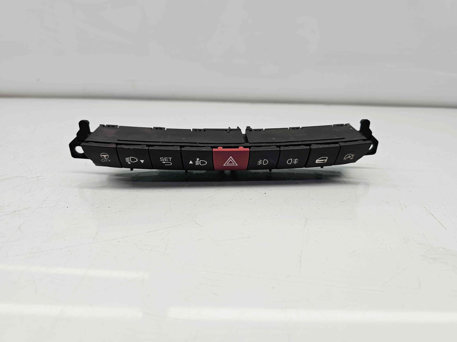 Butoane comenzi consola centrala Fiat 500L Trekking [Fabr 2012-prezent] 735590807 - imagine 1