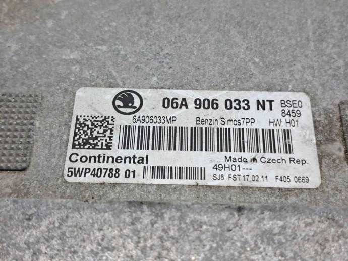 Calculator motor ECU Skoda Octavia 2 Combi (1Z5) [Fabr 2004-2013] Facelift 06A906033NT 1.6 Benz BSE 75KW / 102CP