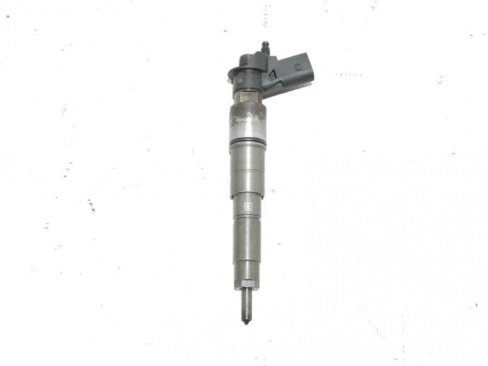 Injector 779272104 Bmw E60  3.0 2004-2010