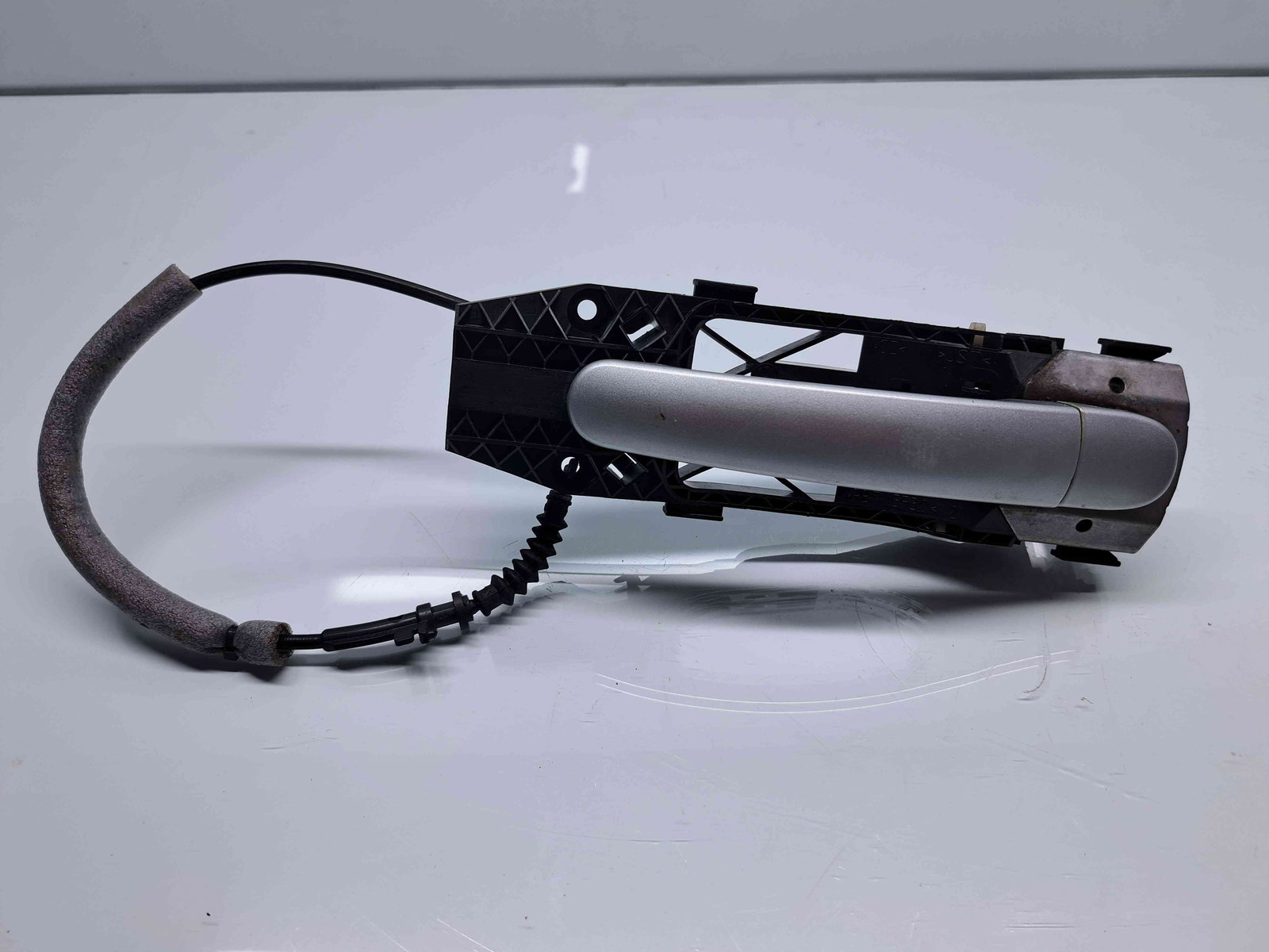 Maner usa dreapta fata Volkswagen Tiguan (5N) [Fabr 2007-2016] LA7W - imagine 1