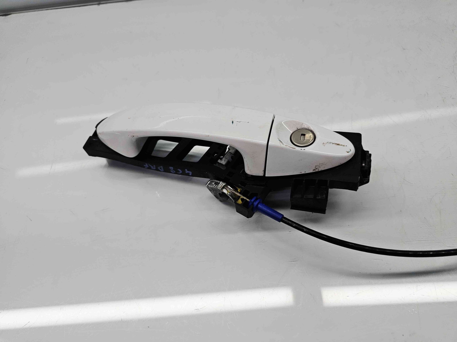 Maner usa dreapta fata Ford Fiesta 6 facelift [Fabr 2008-2019] Frozen White - imagine 3