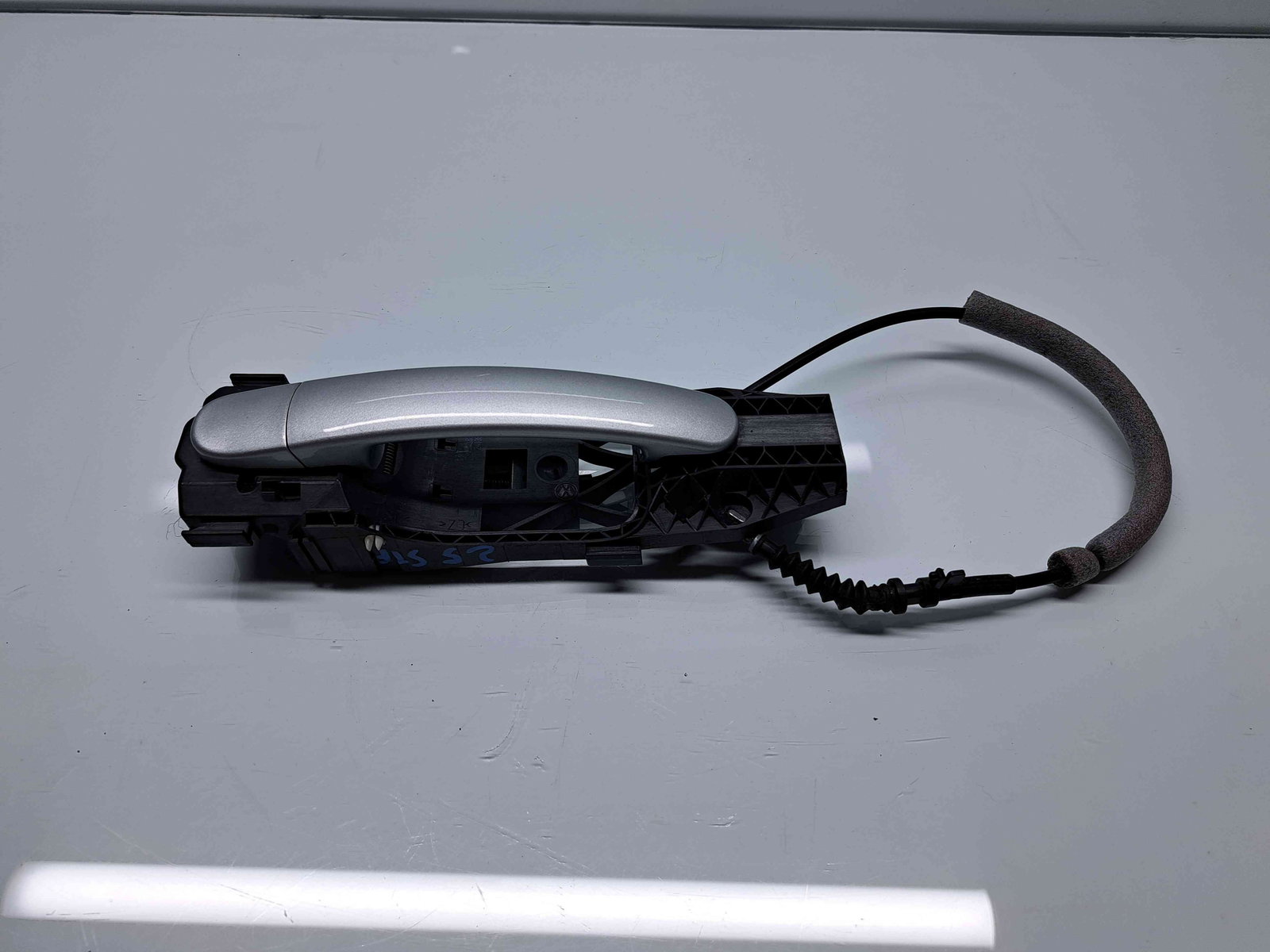 Maner usa stanga fata Volkswagen Tiguan (5N) [Fabr 2007-2016] LA7W - imagine 2