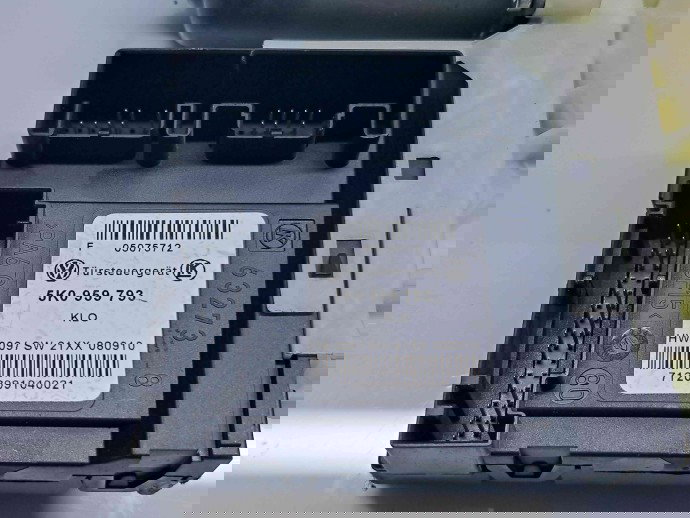 Motoras geam dreapta fata Volkswagen Golf 6 (5K1) [Fabr 2009-2013] 5K0959793 / 5K0959701D