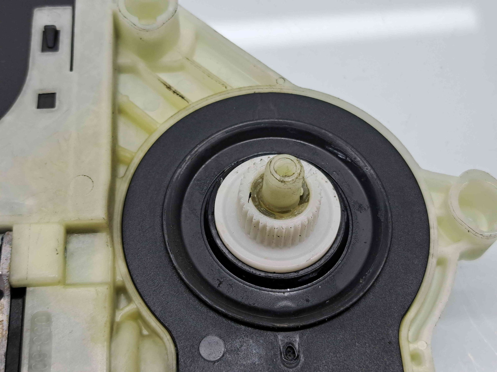 Motoras geam dreapta fata Volkswagen Golf 6 (5K1) [Fabr 2009-2013] 5K0959793 / 5K0959701D - imagine 5