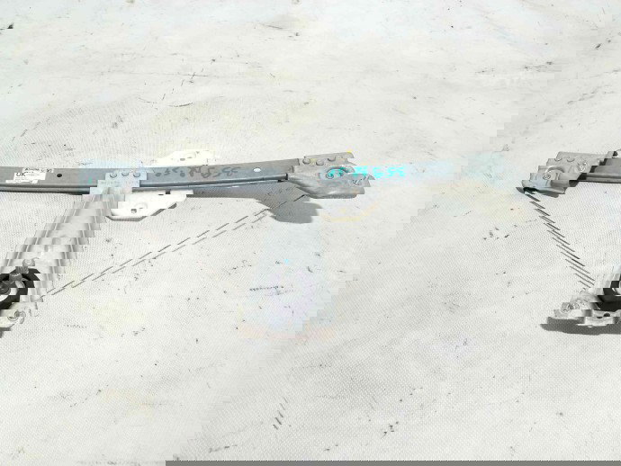 Macara geam dreapta spate 827202131R Dacia Logan 2 1.5 K9K 2012-2022