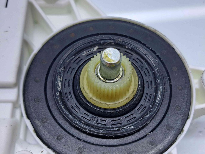 Motoras geam stanga fata Volkswagen Tiguan (5N) [Fabr 2007-2016] 1K0959792J / 5N0959702