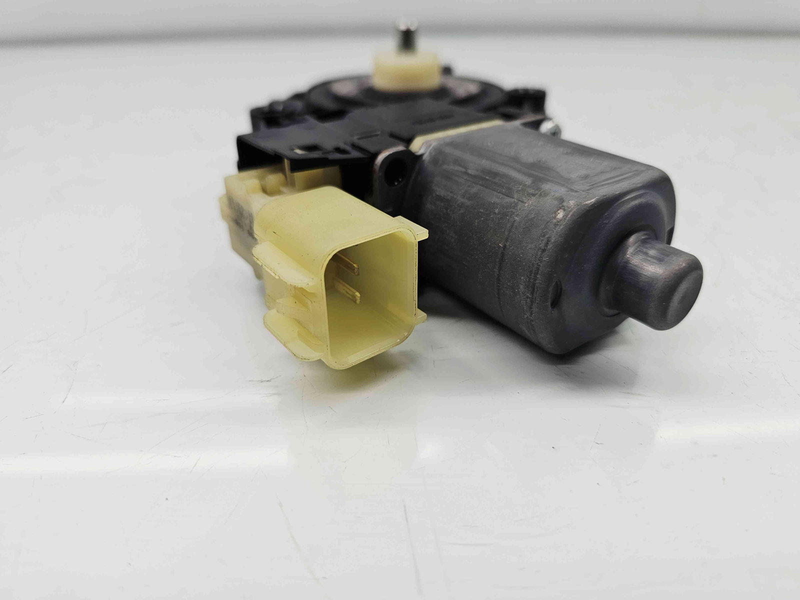 Motoras geam stanga fata Ford Fiesta 6 facelift [Fabr 2008-2019] 8A61-14A389-B - imagine 3