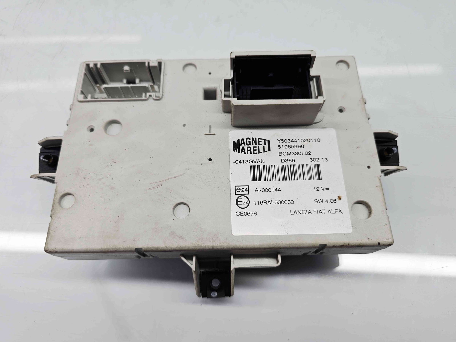 Panou sigurante Fiat500L Trekking [Fabr 2012-prezent] 51965996 - imagine 1