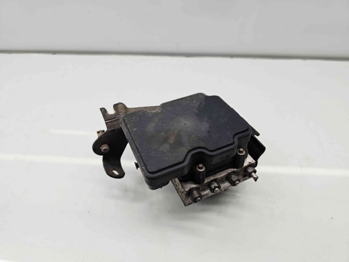 Pompa ABS Renault Captur (J87) [Fabr 2013-2017] 476608644R 1.5 dCi K9K608 66KW / 90CP