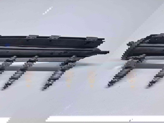 Rampa injectoare Skoda Octavia 2 Combi (1Z5) [Fabr 2004-2013] Facelift 06A133317AS 1.6 Benz BSE 75KW / 102CP