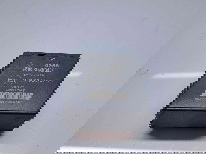  Modul confort  Renault Clio 4 [Fabr 2012-prezent] 4M0258RAA