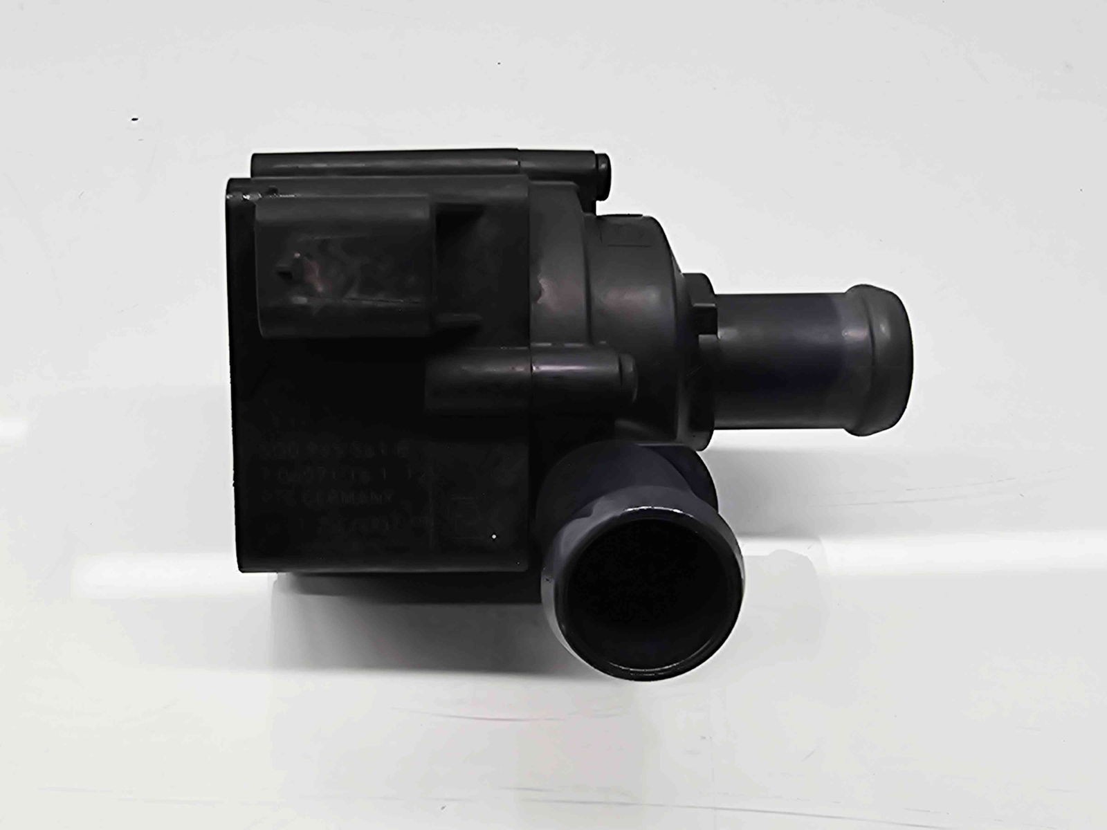 Pompa recirculare apa Skoda Octavia 3 (5E3) [Fabr 2012-2020] 5Q0965561B 2.0 TDI DFCA 140KW / 190CP - imagine 1