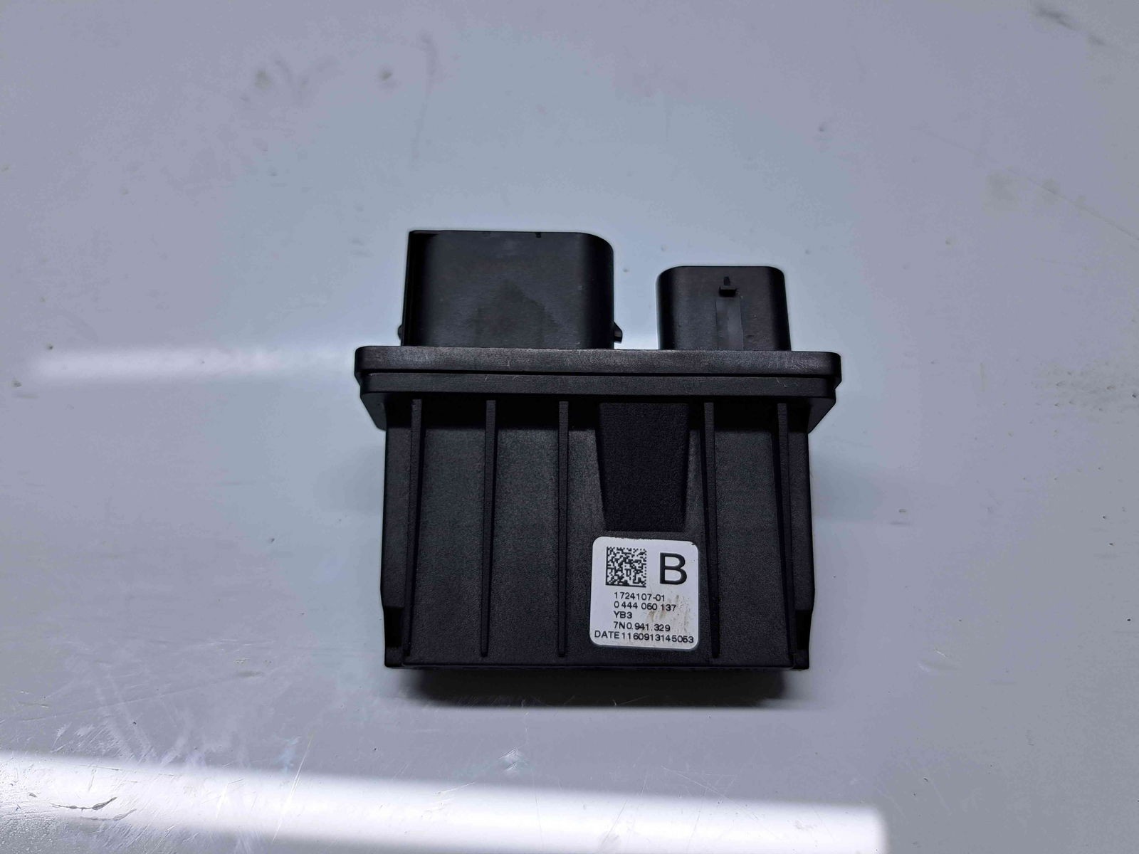 Modul confort Volkswagen Passat B8 (3G2) [Fabr 2015-prezent] 7N0941329 - imagine 1