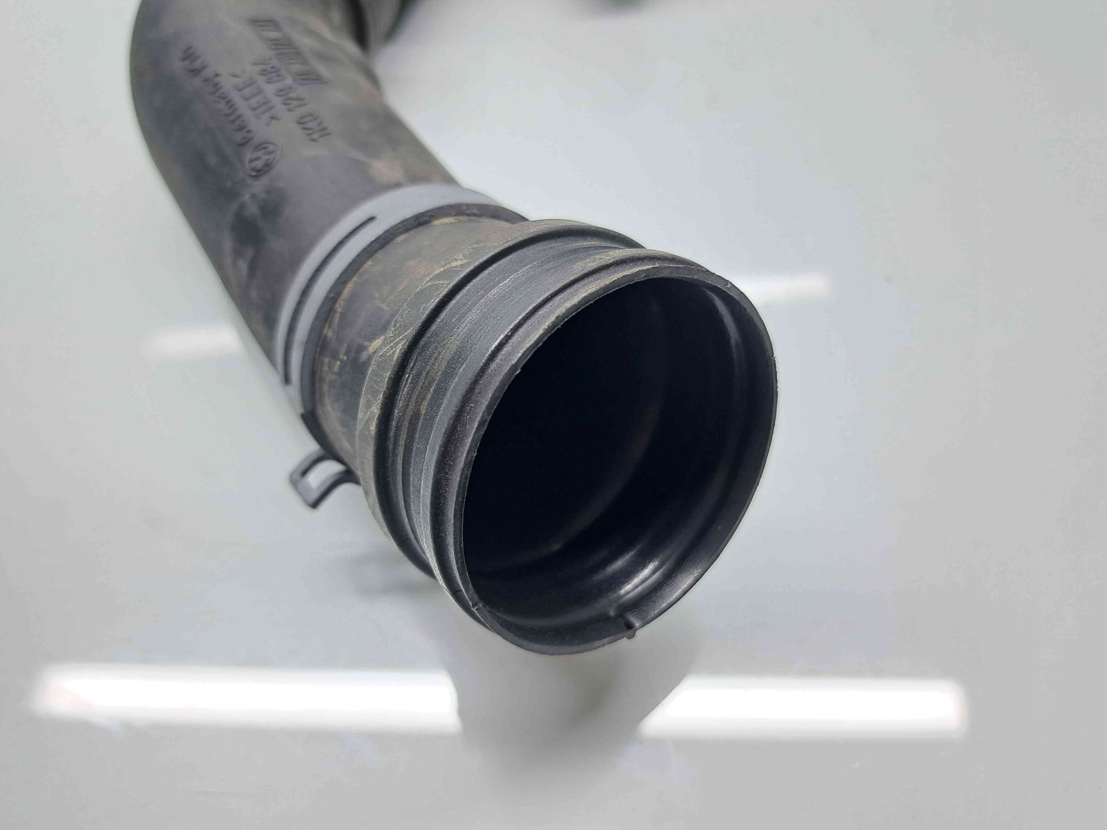 Tub admisie aer Skoda Octavia 2 Combi (1Z5) [Fabr 2004-2013] Facelift 1K0129684 1.6 Benz BSE 75KW / 102CP - imagine 2