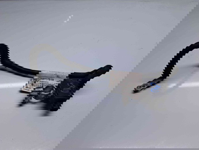  Borna baterie (+) cu capsa  Volkswagen Passat CC (357) [Fabr 2008-2012] 1K0915181H 