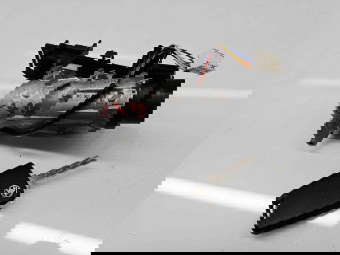  Contact cu cheie  Volkswagen Golf 7 (5G) [Fabr 2014-prezent] 1K0905851 1.6 TDI DCZA88KW / 120CP