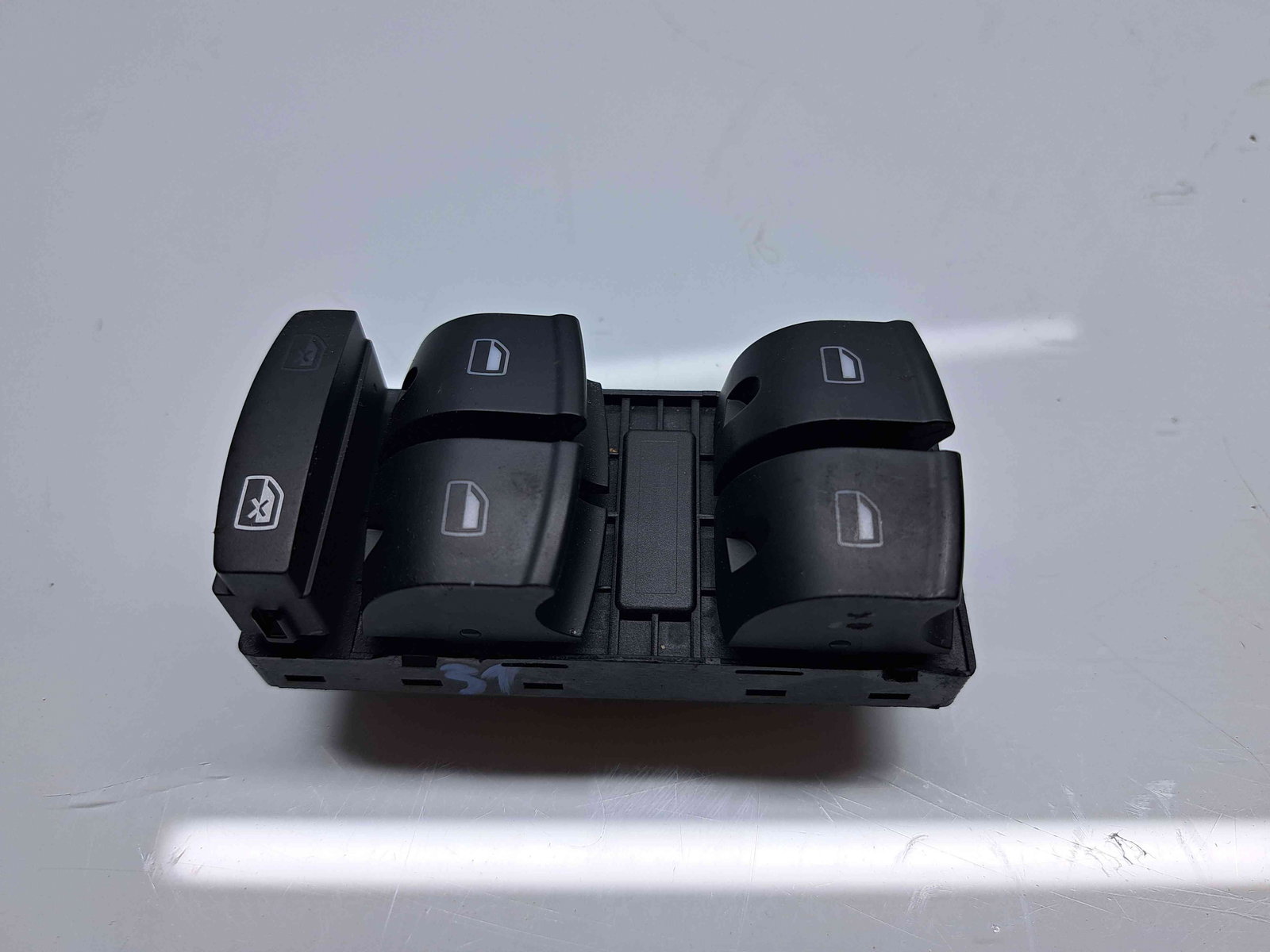 Butoane comanda geamuri sofer Audi A3 Sportback (8PA) [Fabr 2004-2013] Facelift OEM - imagine 1