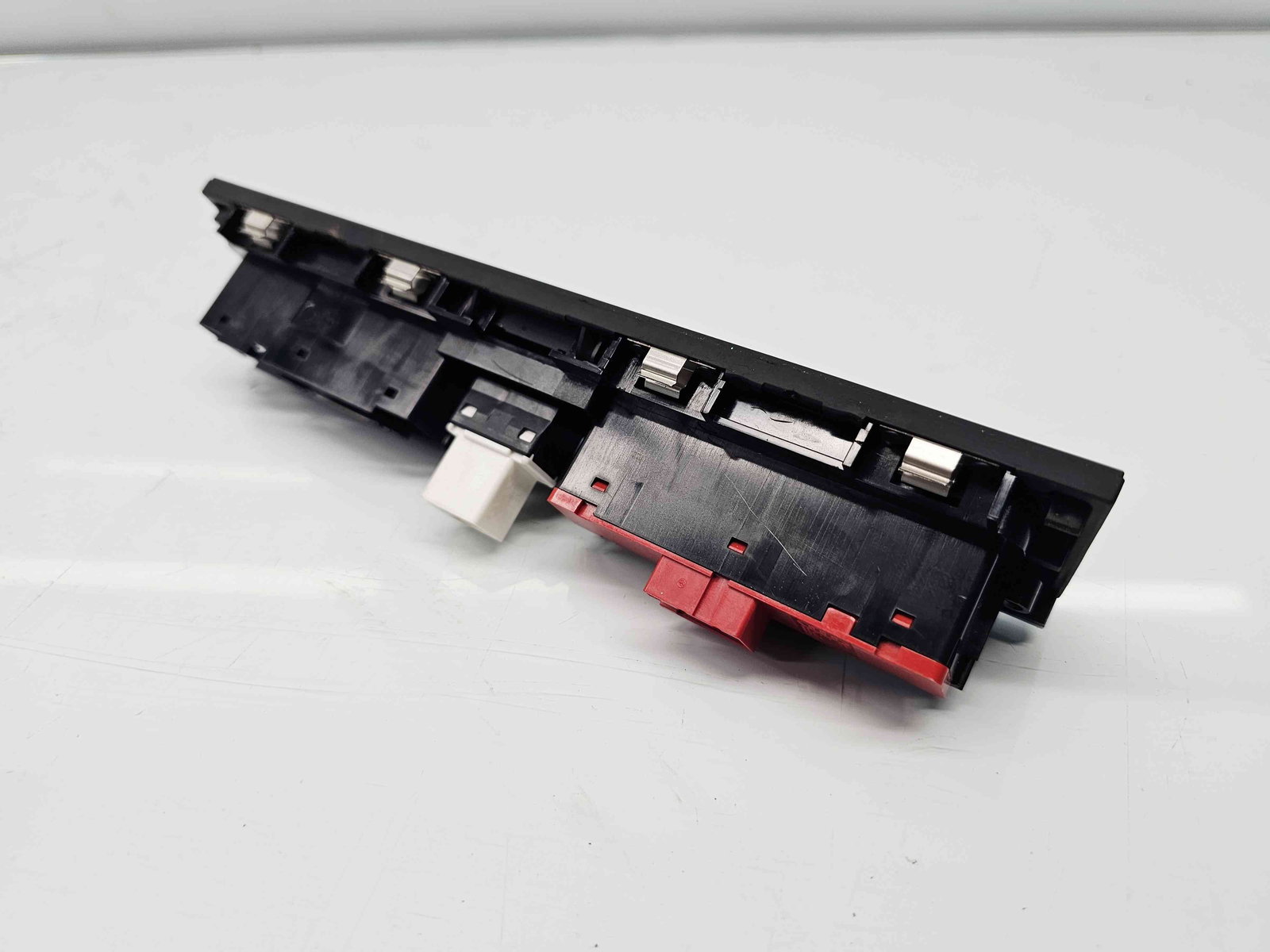 Buton avarii Audi A3 Sportback (8PA) [Fabr 2004-2013] Facelift 8P0927137AP - imagine 4