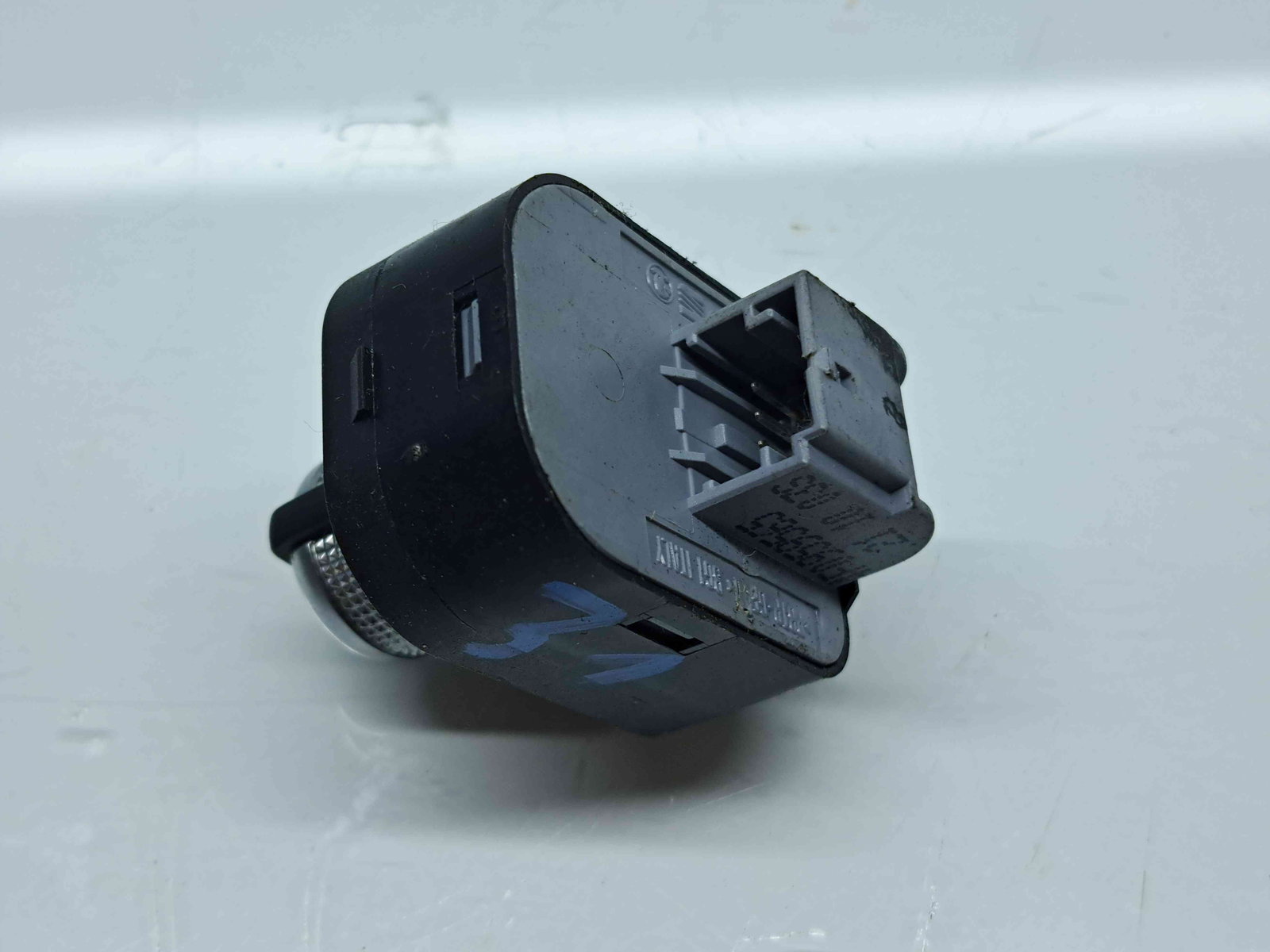 Buton reglaj oglinzi Audi A3 Sportback (8PA) [Fabr 2004-2013] Facelift 4F0959565 - imagine 3