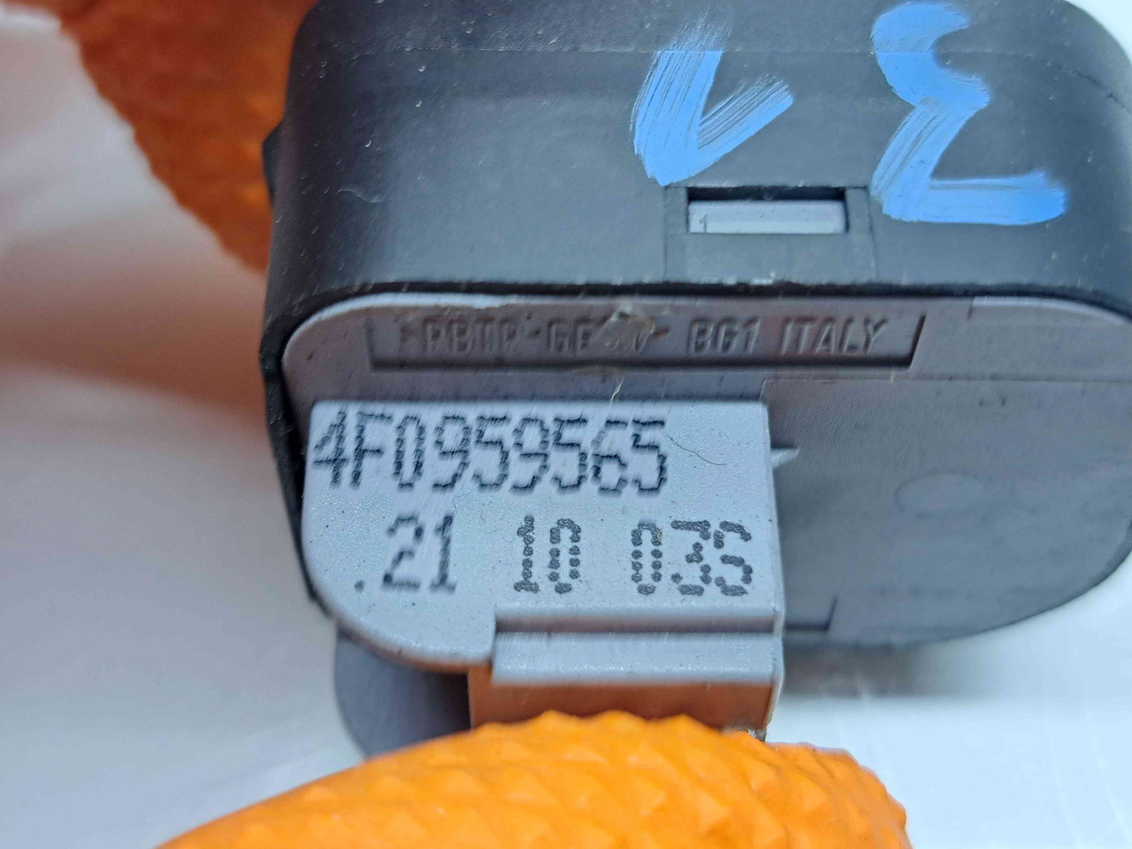 Buton reglaj oglinzi Audi A3 Sportback (8PA) [Fabr 2004-2013] Facelift 4F0959565 - imagine 4