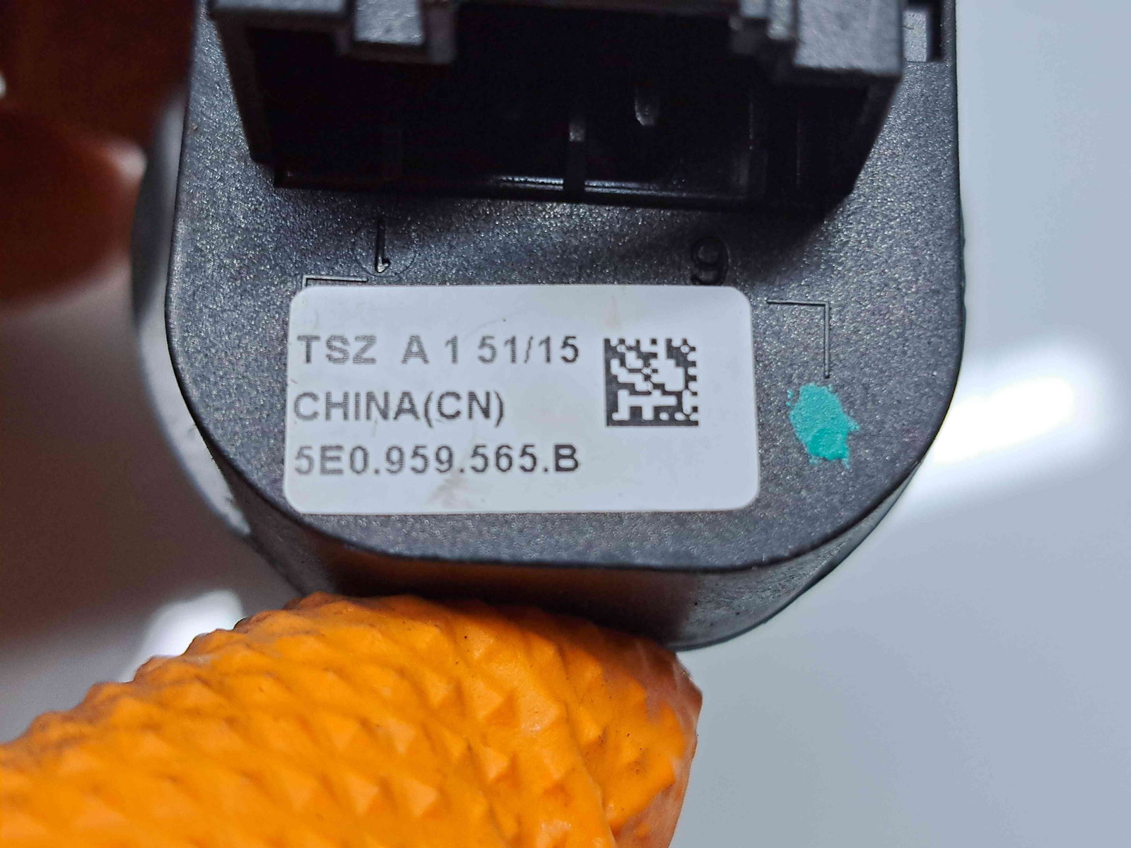 Buton reglaj oglinzi Skoda Octavia 3 Combi (5E5) [Fabr 2012-prezent] 5E0959565B - imagine 4