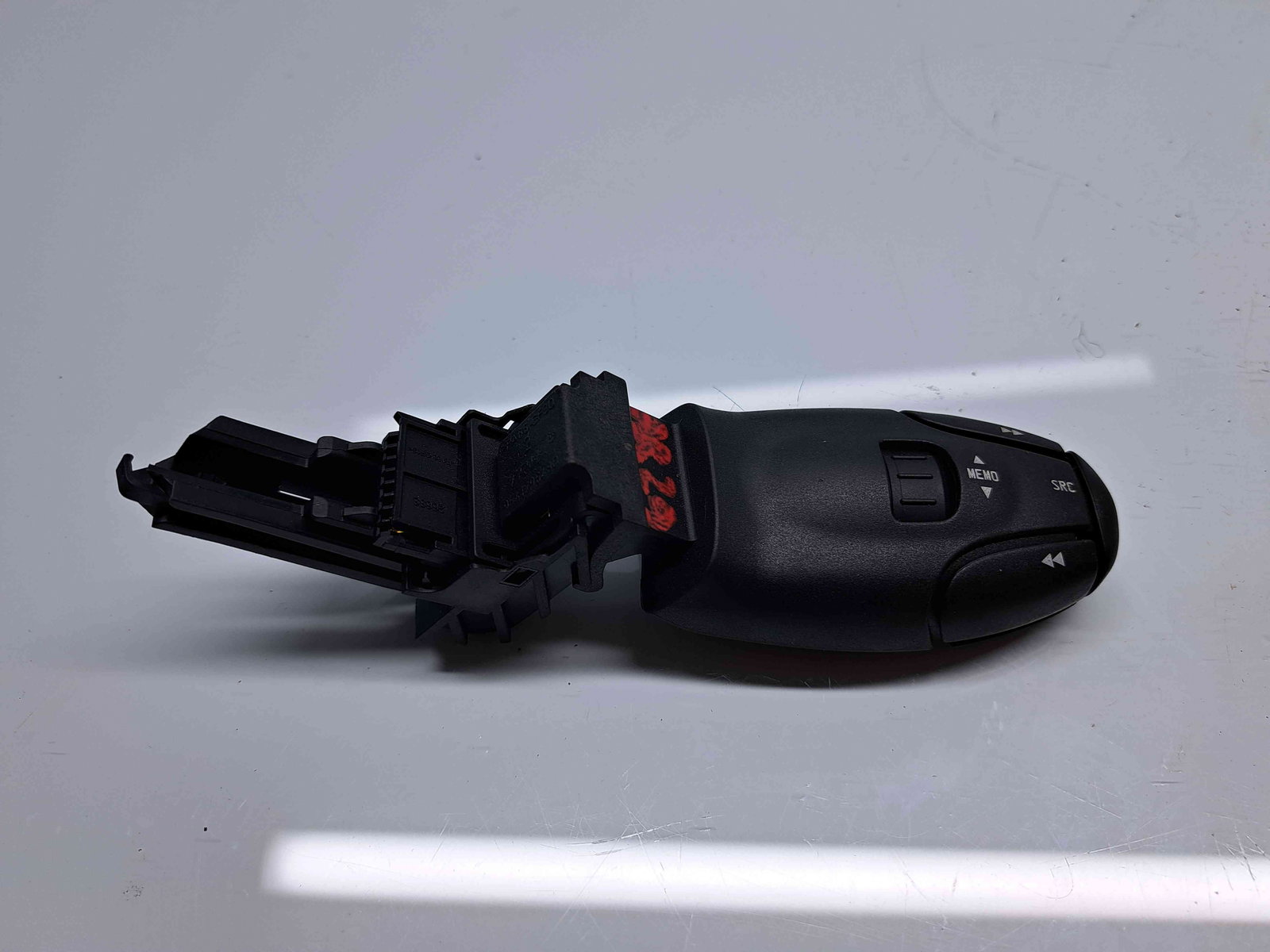 Comenzi volan Peugeot Partner (II) [Fabr 2008-2018] 9641796480 - imagine 1