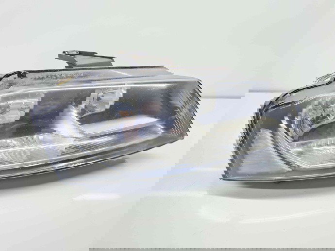  Far dreapta Audi A3 Sportback (8PA) [Fabr 2004-2013] Facelift 8P0941004