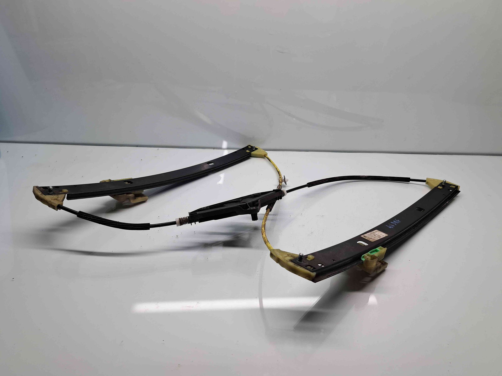 Macara electrica geam dreapta fata Skoda Octavia 3 Combi (5E5) [Fabr 2012-prezent] 5E0837462B - imagine 1