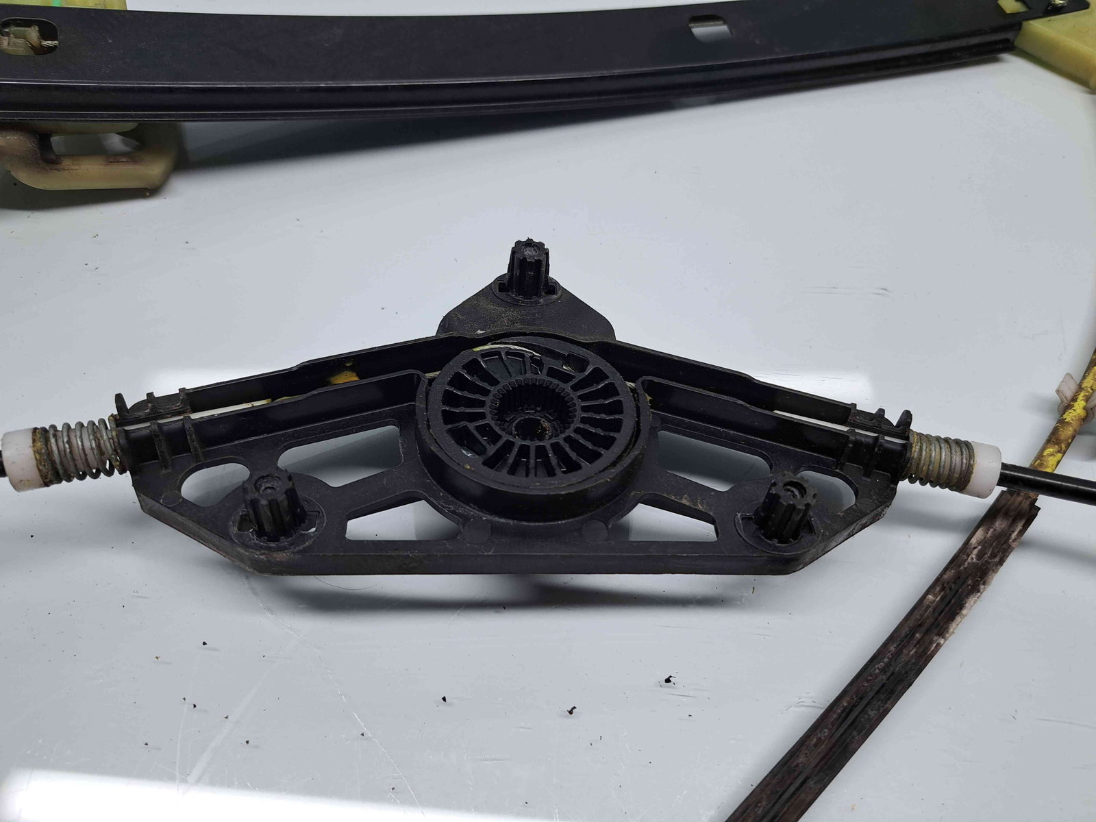 Macara electrica geam dreapta fata Skoda Octavia 3 Combi (5E5) [Fabr 2012-prezent] 5E0837462B - imagine 3