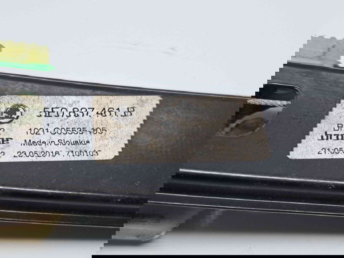 Macara electrica geam stanga fata Skoda Octavia 3 Combi (5E5) [Fabr 2012-prezent] 5E0837461B