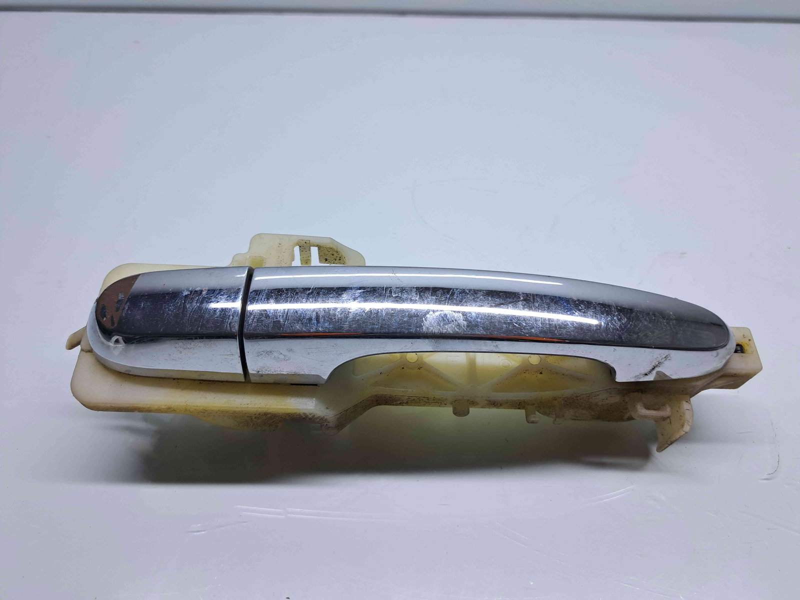 Maner usa stanga fata Kia Sorento 2 [Fabr 2009-2015] BRIGHT SILVER - imagine 1