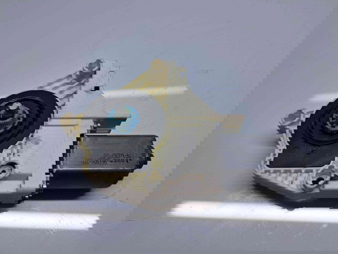 Motoras geam dreapta fata Audi Q7 (4LB) [Fabr 2006-2014] Facelift 8K0959802A