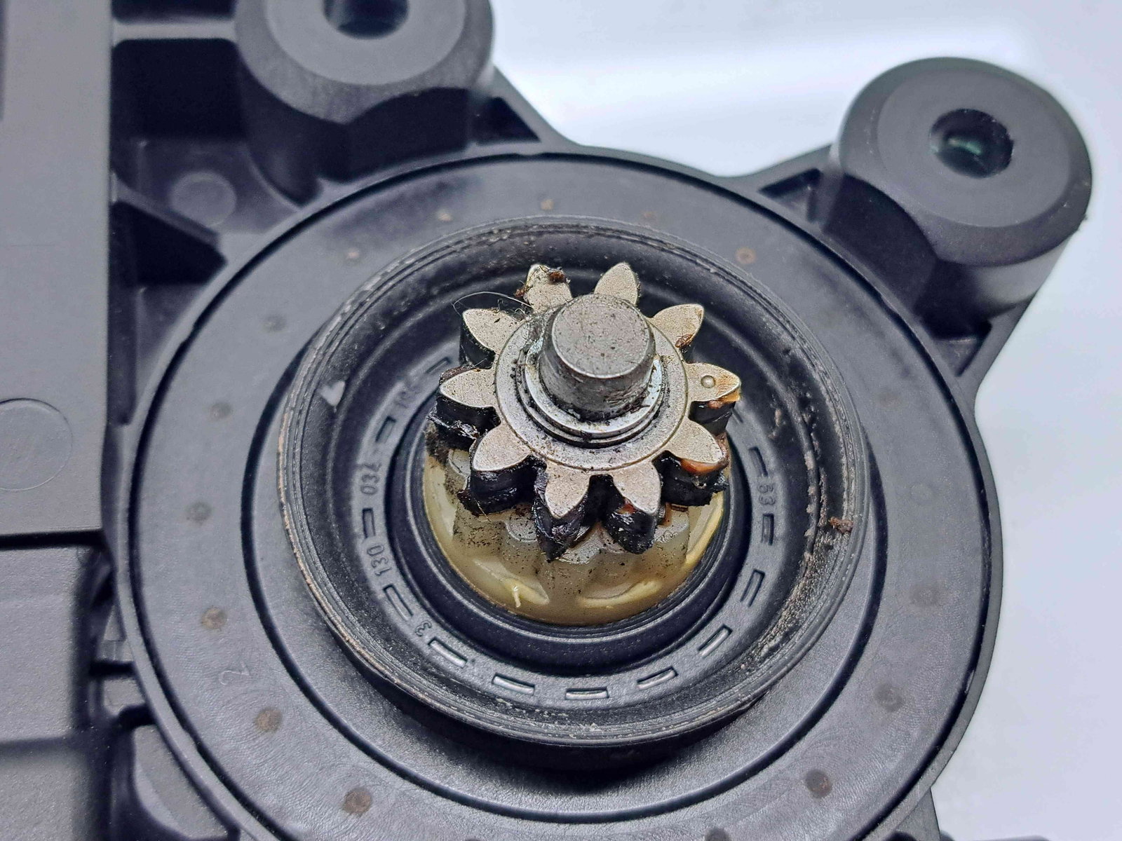 Motoras geam stanga fata Renault Megane 3 [Fabr 2008-2015] Facelift 807310719R - imagine 4